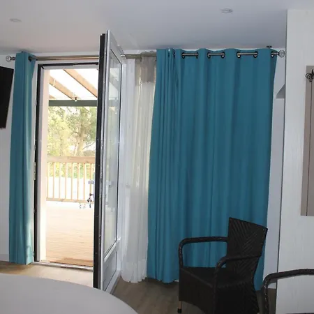 Les Du Houron Oda ve Kahvaltı